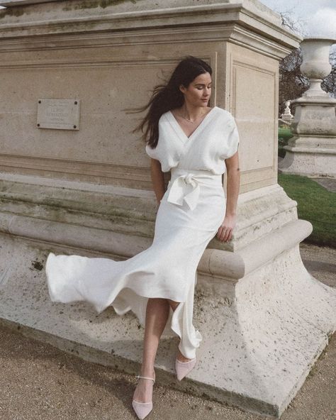 Sarah Christine Butler on Instagram: “White dress in Paris 🇫🇷” Classy Dresses Short, Sarah Butler, Tuileries Garden, Chique Outfit, Soft Dramatic, Belted Wrap Dress, Summer Wedding Outfit Guest, Gardening Outfit, Wedding Summer