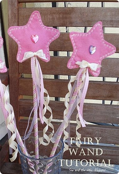 { Fairy Wands Tutorial - Birthday Party Favours}   I have been wondering what to do for party favours and since I’ve always wanted to have a... Diy Fairy Costume, Fairy Costume Diy, Fairy Princess Party, Fairy Things, Princess Wands, Tinkerbell Party, Star Wand, Couple Stuff, Diy Wand