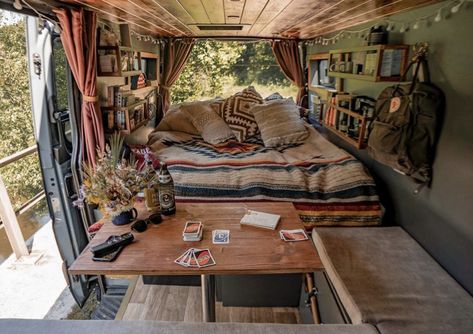 Bus Living, Uno Cards, Kombi Home, Van Conversion Interior, Campervan Life, Van Life Diy, Campervan Interior, Trailer Ideas, Camper Van Conversion Diy