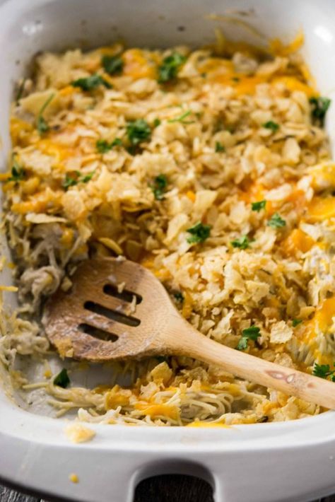 9x13 Crock-Pot Recipes To Make Your Life Easier - Southern Living Chicken Noodle Casserole Crockpot, Chicken Noodle Casserole Recipes, Slow Cooker Chicken Noodle, Sausage Slow Cooker, Crock Recipes, Casserole Crockpot Recipes, Chicken Noodle Casserole Recipe, Casserole Crockpot, Slow Cooker Casserole