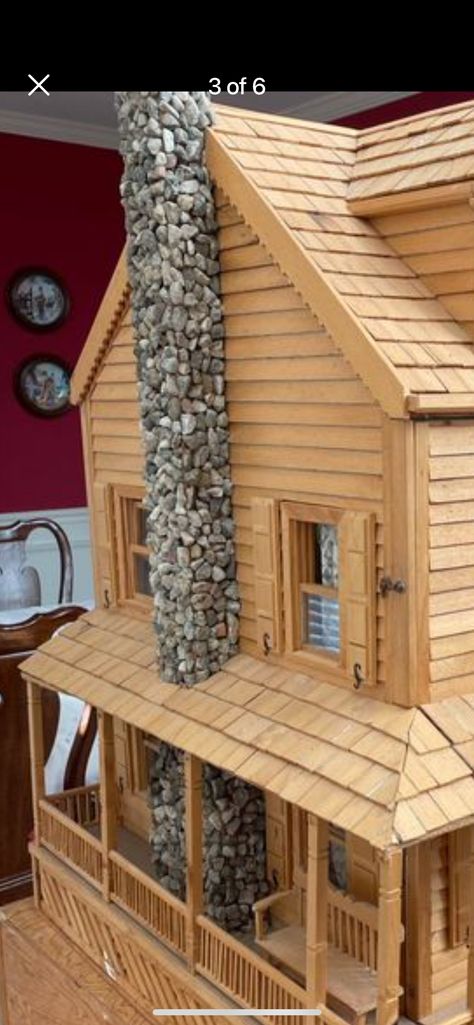 Diy Mini Log Cabin, Log Cabin Dollhouse Diy, Log Cabin Dollhouse, Cabin Dollhouse, Campground Ideas, Mini Verse, Log Cabin Christmas, Paper Dollhouse, Cardboard Dollhouse