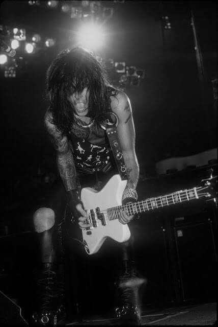 Nikki Sixx Wallpaper, Hard Rock Aesthetic, Motley Crue Nikki Sixx, 80s Hair Metal, Sixx Am, Vince Neil, Motley Crüe, 80s Men, 80s Bands