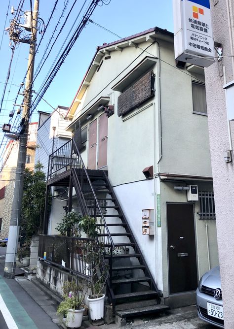 Bloxburg Japanese Town Layout, Japanese Small Apartment, Tiny Japanese Apartment, Japanese Neighborhood, Japan Apartment, Japanese Apartment, Japanese Countryside, Japanese Town, Japan House