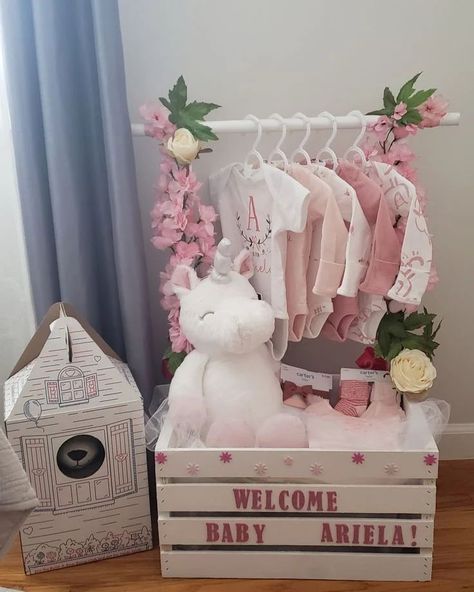 Baby gift hampers