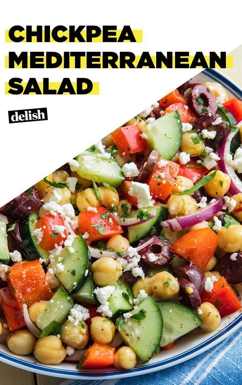 healthy lunch Salad Coleslaw, Mediterranean Chickpea, Mediterranean Chickpea Salad, Chickpea Salad Recipes, Chick Pea, Mediterranean Salad, Pea Salad, God Mat, Chickpea Salad