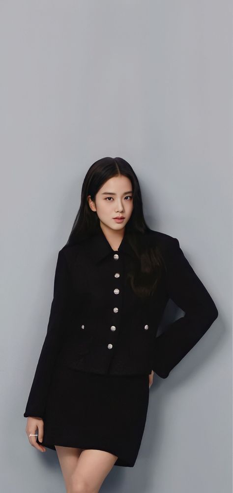 JISOO WALLPAPER Deep Winter Colors, New Zombie, Jisoo Wallpaper, Neat Casual Outfits, Winter Color Palette, Black Pink Instagram, The Drama, Business Attire, Stage Outfits