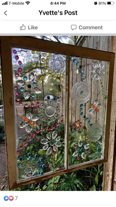 Glass Bead Window, Old Window Art, Old Window Crafts, Window Pane Art, Sea Glass Window Art, Salvaged Windows, Broken Glass Crafts, Glassware Garden Art, Diy Stained Glass Window