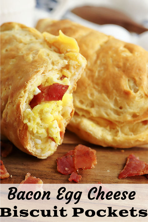 Bacon Egg Cheese Biscuit Pockets are the ultimate breakfast hand pies.  We take bacon, egg, cheese, store-bought biscuits and made them into an amazing hot pocket for breakfast. #BaconHandPie #BaconEggCheeseBiscuitPockets #myturnforus #BreakfastHandPies #BaconEggBiscuit #BaconHotPocket #BaconEggCheeseBiscuit Biscuit Pockets, Filled Croissant Recipe, Breakfast Hand Pies, Bread Pudding French Toast, Pudding French Toast, Cinnamon Bread Pudding, Track Food, Grill Smoker Recipes, Breakfast Pockets