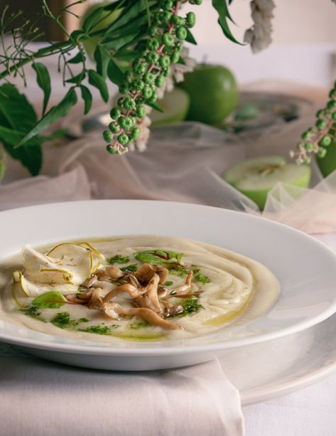 Jerusalem Artichoke Soup with Apple Chips — The Chef's Wife Artichoke Soup, Apple Chips, Green Apples, Oven Racks, Parsnips, Fresh Thyme, Apple Slices, Leeks, Artichoke