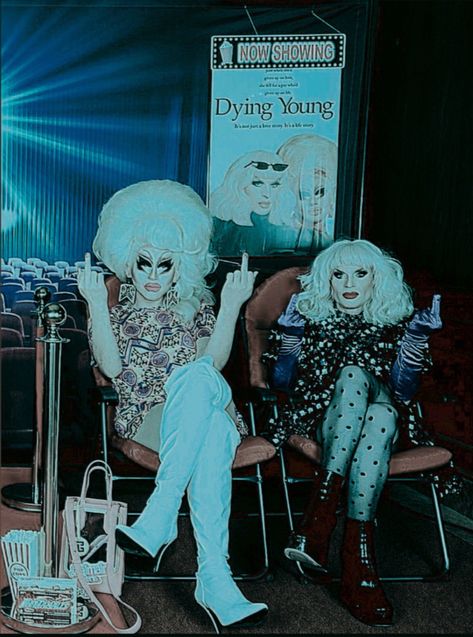 Trixie Mattel Wallpaper, Trixie And Katya Wallpaper, Katya And Trixie, Alien Movie, Dorm Decoration, Trixie Mattel, Trixie And Katya, Bedroom Wall Collage, Aliens Movie