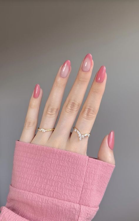 Easy Acrylic Nail Designs Simple, Simple Art Nails, End Of Year Nails, Simple Pink French Tip Nails, Nails For Brunettes, Simple Design Nail Art, Nail Pink Design, Pink Gel Acrylic Nails, Pretty Aesthetic Nails