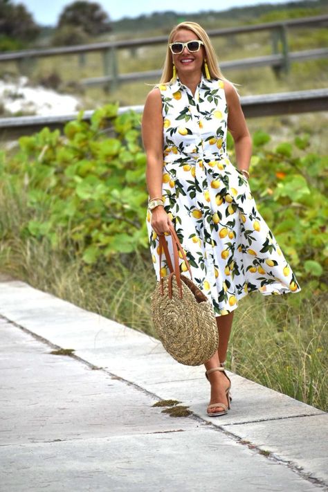 Brighten Up Your Summer Wardrobe with A Lemon Print Dress - Street2BeachStyle Lemon Print Dress, Style Influencers, Outstanding Outfits, Sunny Vacation, Outfits Stylish, Fashion Guide, Vacation Wear, Lemon Dress, Target Style