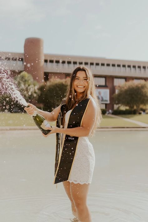 Ucf Graduation Pictures, Ucf Grad, Nursing School Graduation Pictures, College Grad Pictures, Grad Picture Ideas, College Grad Photos, Graduation Pic Ideas, Cap And Gown Pictures, Nursing Graduation Pictures