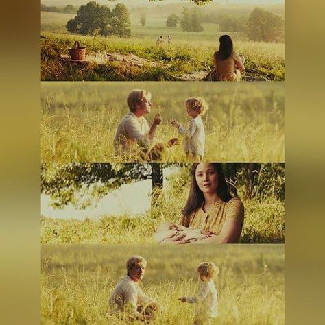 Perfect family  #thehungergames #catchingfire #mockingjaypart2 #mockingjaypart1 #peetamellark #katnisseverdeen #joshhutcherson #jenniferlawrence #joshifer #everlark Hunger Games Epilogue, Dystopian Movies, Hunger Games Peeta, Hunger Games Katniss, Hunger Games Quotes, Hunter Games, Hunger Games Fandom, Hunger Games Humor, Katniss And Peeta