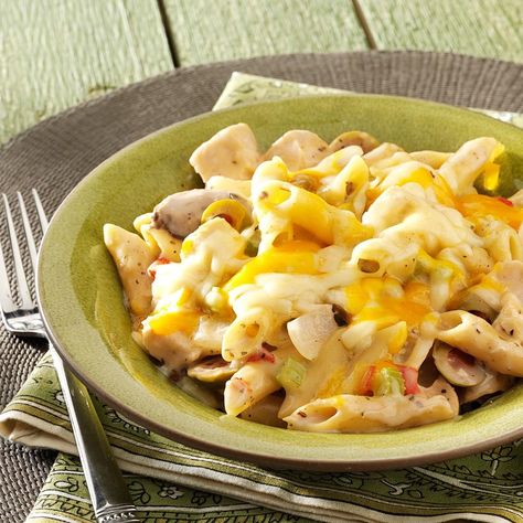 Cheddar Chicken Mostaccioli Mostaccioli Recipe, Cheddar Chicken, Cream Of Celery Soup, Kraft Recipes, Kraft Heinz, Food Test, Healthy Fruits, Rice Recipes, Chicken Dinner