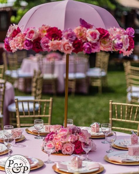 Umbrella Decoration Ideas, Bridal Shower Umbrella, Umbrella Centerpiece, Floral Umbrellas, Umbrella Decorations, Tea Party Table, Umbrella Wedding, Tea Party Theme, Bridal Shower Centerpieces