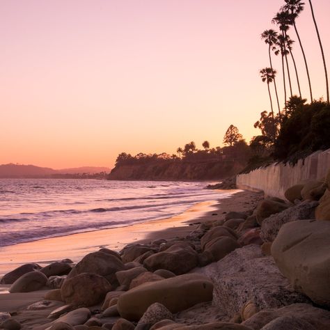 Southern California Aesthetic, San Francisco Bridge, Santa Barbara Mission, California Destinations, Travel House, California Summer, Spring Breakers, Mountain Ranges, Catalina Island