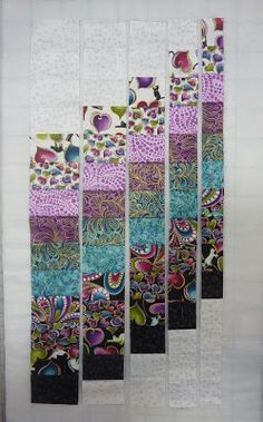 Hi! Ann Lauer here for a Technique Tuesday post using my new Cat-I-Tude fabric collection.  I love to make bargello quilts. They ha... Bargello Placemats Patterns, Watercolor Quilt Patterns, Quilting Projects Ideas, Bargello Quilts Tutorial, Tuesday Post, Bargello Quilt Patterns, Watercolor Quilt, Bargello Quilt, Bargello Patterns