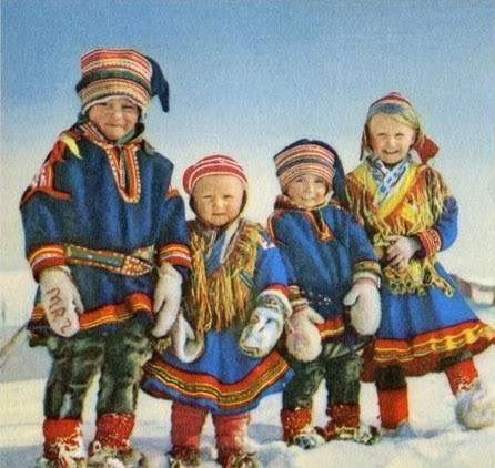 Sami Children ... so cute! Sami People, Preschool Games, Animals Artwork, Samar, Camping Crafts, My Heritage, Samara, People Around The World, Scandinavia