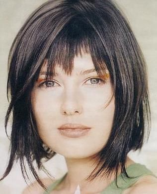 This style is shown on a lady with a squarexoblong face. As you can see it disguises the length of the forehead whilst softening the sides of the face and hides cheeks. If face is longer than this add more length Medium Long Haircuts, Wedding Hairstyles Medium Length, Layered Bob Haircuts, Layered Bob Hairstyles, Medium Long Hair, Hairstyle Gallery, Hair Pictures, Long Hair Cuts, Great Hair