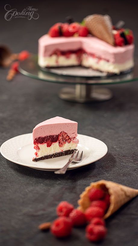 Raspberry Almond Ice Cream Cake :: Home Cooking Adventure Ice Cream Cake Photography, Cake Photography Ideas, Easy Ice Cream Cake Recipe, Homemade Raspberry Jam, Easy Ice Cream Cake, Almond Ice Cream, Cake Ice Cream, Raspberry Ice Cream, Ice Cream Cake Recipe