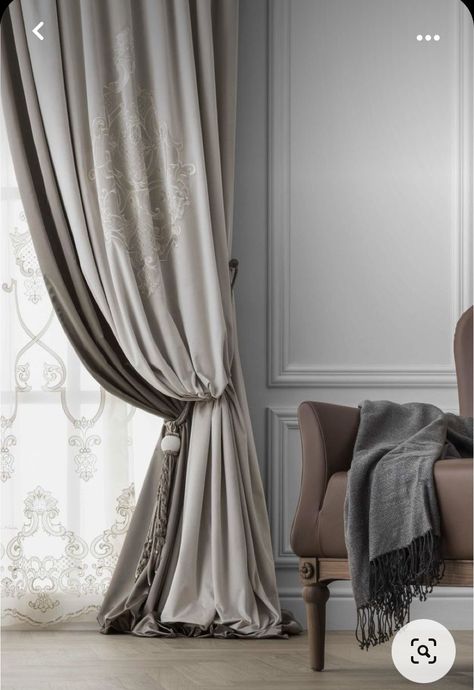 Classic Curtains Living Room, Classic Curtains Classy, Luxury Curtains Living Room, Opulent Bedroom, Bedroom Curtain Ideas, Living Room Curtain, Glam Living Room Decor, Elegant Draperies, Classic Curtains