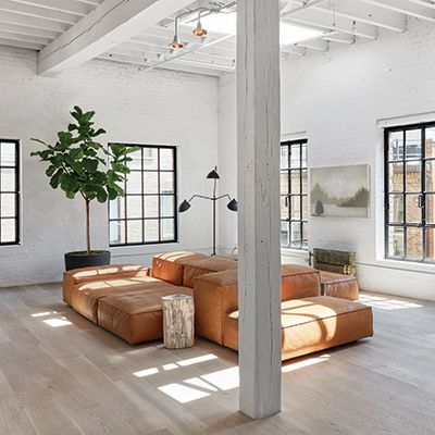 New Yorker Loft, Contemporary Penthouse, Loft Designs, Floor Inspiration, Warehouse Loft, Warehouse Living, Soho Loft, Gravity Home, Minimal Interior Design