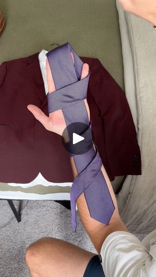 How To Put On A Tie, Windsor Knot, Tie Knots, Now What, Pull Up, Pull Ups, Too Long, Cool Ideas, The Thing