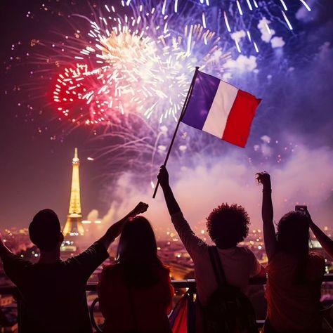 July 14th is the French National Day ! But do you really know what French are celebrating? Discover it in our bilingual article : ​www.cmonprof.com/blog/french-national-day-what-do-we-celebrate/ July 14th, National Day, Do You Really, You Really, Celebrities