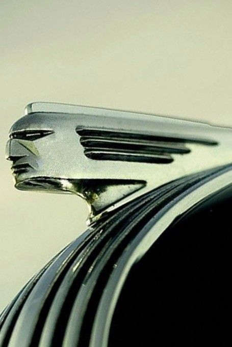 Art Deco Hood Ornaments, Hotrod Interior, Sp2 Vw, Art Deco Photography, Custom Wheels Cars, Vintage Airline Posters, Car Hood Ornaments, Art Deco Sculpture, Automotive Decor