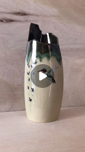 Hunt-Frank on Instagram: "Ruby-Throated Hummingbird. 11” tall hand-built ceramic vase, painted with Amaco Velvet Underglaze and finished with House Clear glaze and Amaco Potters Choice “Seaweed”. #paintedceramics #paintedceramic #ceramicvase #ceramicvases #hummingbird #hummingbirds" Amaco Potters Choice, Painting On Pottery, Velvet Underglaze, Underglaze Painting, Ruby Throated Hummingbird, Art Video, Ceramic Vases, Hummingbirds, Ceramic Painting