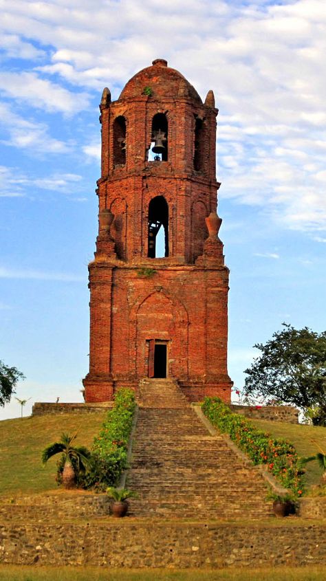 Bantay Church Vigan | Ilocos Sur, Philippines Ilocos Sur Tourist Spot, Architecture In The Philippines, Philippine Landmarks, Historical Philippines, Architecture Philippines, Philippines Architecture, Philippine Churches, Vigan Ilocos Sur, Vigan Philippines