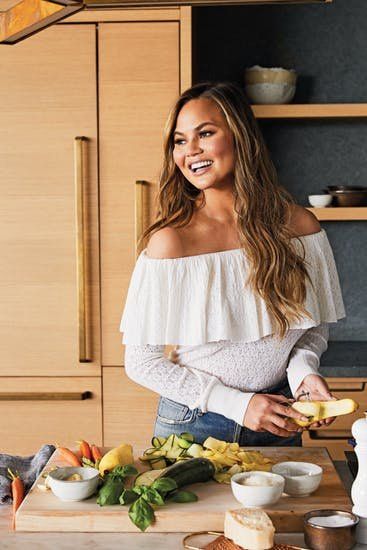 Chrissy Teigen will launch a Cravings kitchen line at Target, and we'll take one of everything, please. Crissy Tiegen, Cooking Photography, Chrissy Teigen, New Cookbooks, Celebrity Chefs, Shooting Photo, Kitchen Collection, Branding Photoshoot, Branding Photos