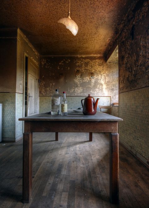 The creepy kitchen at the abandoned Maison in the Woods. Creepy Kitchen, Photoshop Projects, Primitive Furniture, Table Of Contents, Abandoned Houses, In The Woods, Old Houses, In The Middle, The Middle