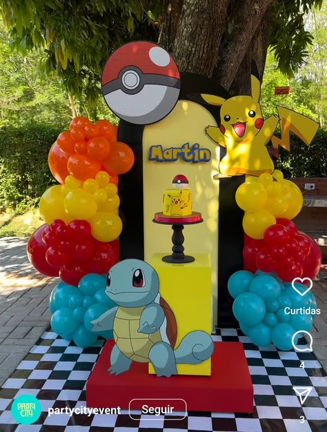 Pokémon Balloon Arch, Pikachu Birthday Party Ideas, Pokémon Decor, Pokemon Birthday Party Decorations, Pokemon Balloons, Pokemon Party Decorations, Pokemon Themed Party, Pokemon Decor, Birthday Party At Park