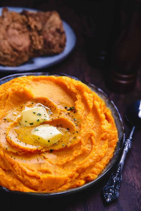 Mashed Sweet Potatoes are a delicious alternative to mashed potatoes. This recipe makes creamy, smooth mash with a scrumptious buttery flavor Mashed Sweet Potato Recipes, Mashed Sweet Potato Recipe, Easy Mashed Sweet Potatoes, Mashed Sweet Potatoes Healthy, Sweet Potato Recipes Mashed, Sweet Potato Dinner, Mashed Sweet Potato, Sweet Potato Cookies, Recipe With Cream Cheese