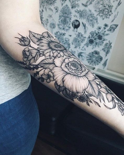 Flower forearm tattoo for women - 110+ Awesome Forearm Tattoos <3 <3 Dahlia Flower Tattoos, Salon Tattoo, Dahlia Tattoo, Sunflower Tattoo Sleeve, Flower Tattoo Meanings, Small Forearm Tattoos, Forearm Tattoo Women, Tattoo Women, Full Sleeve Tattoos