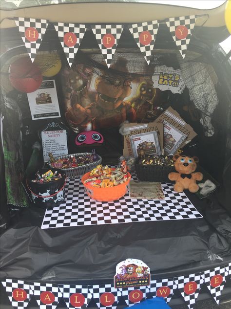 Five Nights at Freddy's Trunk or Treat Decoration. Fnaf Costume, Halloween Trends, Seasonal Treats, Garden Route, Fall Halloween Crafts, Trunk Or Treat, 9th Birthday, Halloween Projects, Fashion Kids