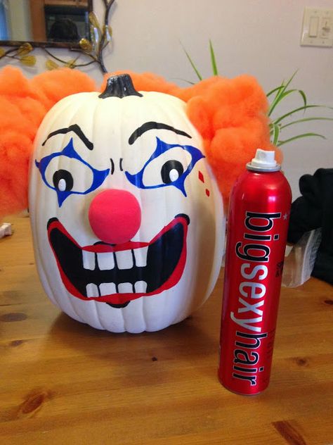 The Crafty Mom : Painted Pumpkin Clown Clown Pumpkin Painting, Halloween Crafts Snacks, Pumpkin Clown, Clown Pumpkin, Halloween Class Party, Creepy Pumpkin, Labu Halloween, Michaels Craft, Crafty Mom