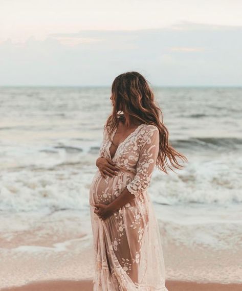 Pregnancy Photoshoot Beach, Maternity Shoot Beach, Beach Maternity Pictures, Maternity Photography Beach, Maternity Dresses Photography, Maternity Photography Poses Outdoors, Maternity Photo Outfits, Beach Maternity Photos, Maternity Photography Poses Pregnancy Pics