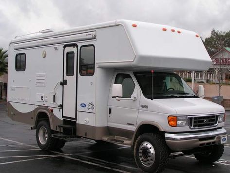 big foot rv | Location: Loma Linda, California Travel Camper, Slide In Camper, Police Truck, Luxury Motorhomes, Overland Trailer, Overland Truck, Small Rv, 4x4 Van, Off Road Camper