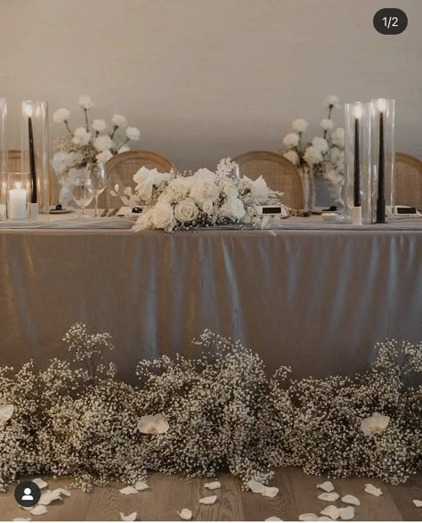 Sweetheart Table Romantic, Gypsophila Top Table Arrangement, Sweethearts Table Backdrop, White Cherry Blossom Tree Wedding, Sweetheart Table Wedding Babys Breath, Gypsophila Wedding Decoration Table, Gypsophila Table Decorations, Babys Breath Wedding Tables, White Head Table Wedding