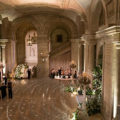 New York Public Library Wedding, Manhattan Wedding Venues, Nyc Public Library, Public Library Wedding, Midtown Nyc, Nyc Wedding Venues, New York Wedding Venues, City Wedding Venues, Manhattan Wedding