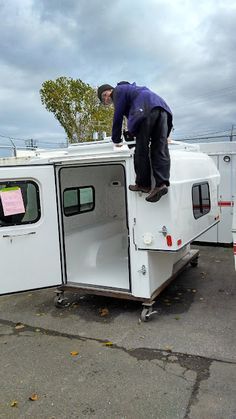 Incredible Adventure Rig: Toyota Tacoma and Fiberglass Camper in 2022 | Fiberglass camper, Toyota camper, Truck bed camping Tufport Campers, Pickup Bed Camper, Toyota Tacoma Camper Shell, Tacoma Camper Shell, Tacoma Camper, Small Truck Camper, Cabover Camper, Cheap Rv Living, Pickup Camping