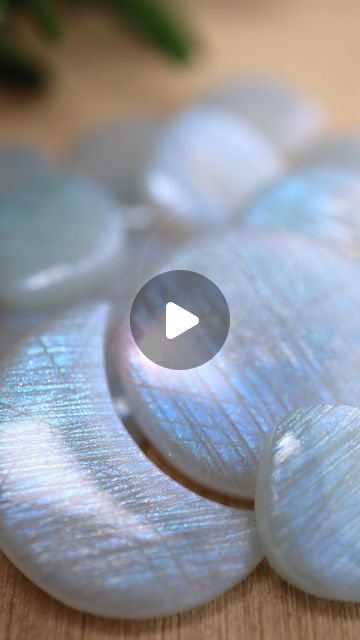 Moonstone Nails, Crystal Tutorial, Nail Chrome Powder, Nail Chrome, Fimo Jewelry, Polymer Clay Jewelry Tutorials, Chrome Powder, Polymer Crafts, Sculpting Clay