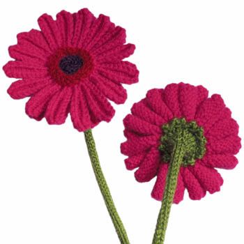 Free Knitted Flower Patterns, Knitted Flowers Free, Knitted Flower Pattern, Diy Fleur, Confection Au Crochet, Yarn Flowers, Crochet Plant, Free Knitting Patterns, Knitted Flowers