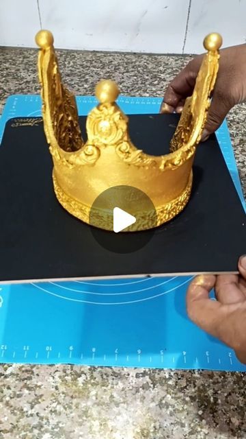 Sandeep Gaur on Instagram: "How To Make Crown 👑 Cake Topper #cake #cakedecorating #cakedesign #cakeart" Crown Cake Topper, Fondant Crown, Make A Crown, Crown Cake, Cake Tutorial, Cake Art, Fondant, Cake Toppers, Cake Decorating