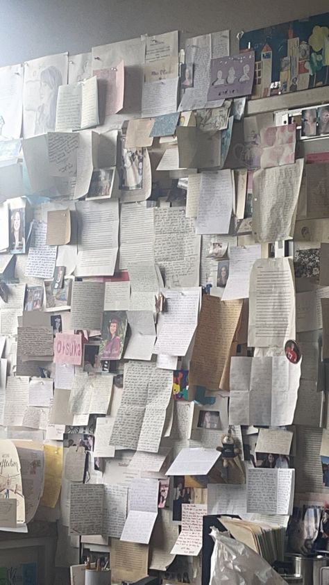 Wall Of Letters, Wall Notes, Paper Wall Aesthetic, Notes On Wall Aesthetic, Notes On Wall, Paper On Wall, Writing On Walls Aesthetic, Writing On The Wall, The Wall