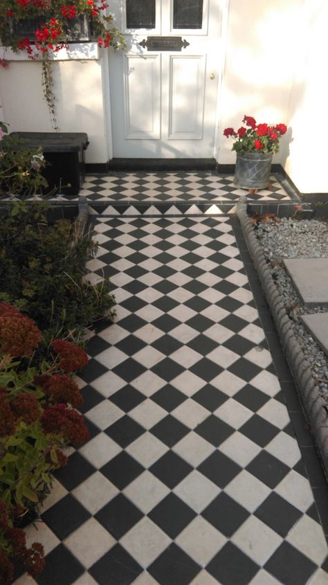 Pathway Tiles, Victorian Hallway Tiles, Tiles Garden, Hallway Tiles Floor, Octagon Tile, Mosaic Floor Tiles, Floor Mosaic, Victorian Hallway, Victorian Porch