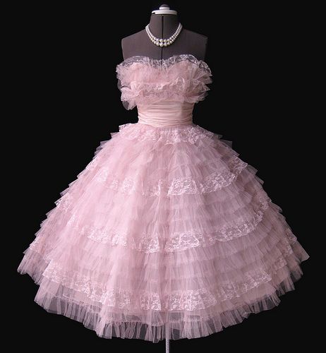 1950s Prom, 1950s Prom Dress, 50s Prom, Pink Prom Dress, Vintage Prom, Fashion 1950s, Pink Prom, Retro Mode, All Things Pink